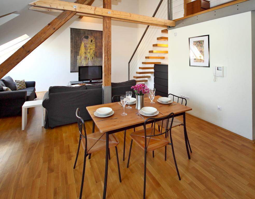River View Residence Praga Exterior foto